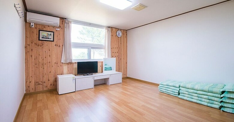 Hotel Jeju Youth Hostel
