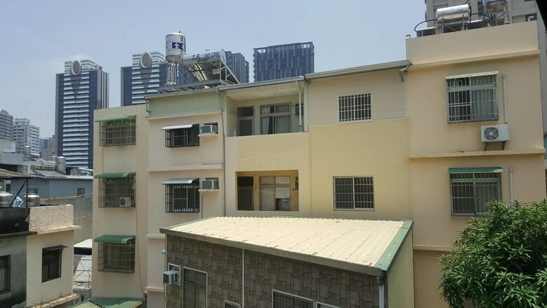 Hotel Green Light House