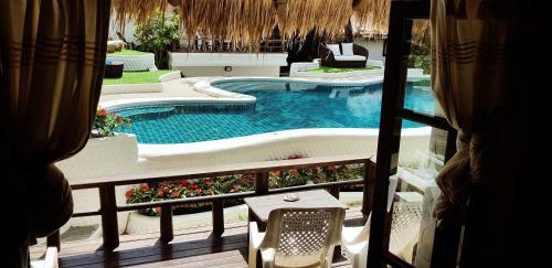 Hotel Clear View Resort