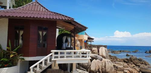 Hotel Clear View Resort