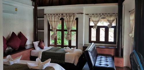 Hotel Clear View Resort