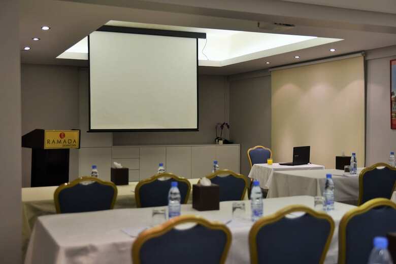 Hotel Ramada By Wyndham Downtown Beirut