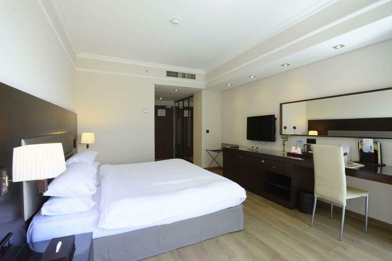 Hotel Ramada By Wyndham Downtown Beirut