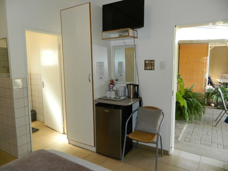 Hotel Aub Guesthouse