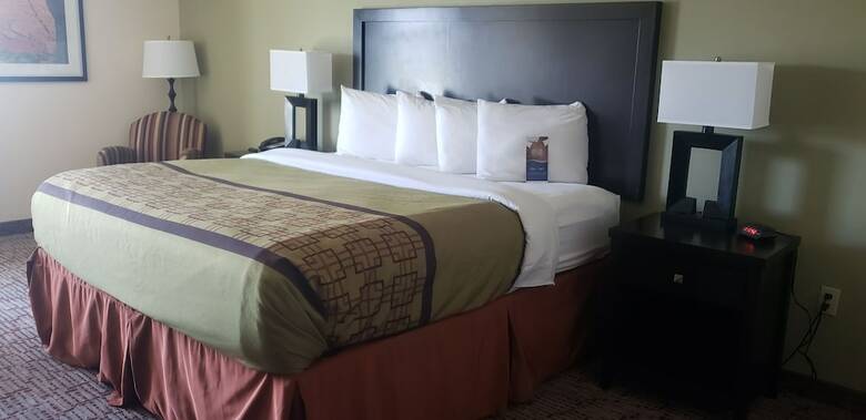Hotel Baymont By Wyndham Augusta West