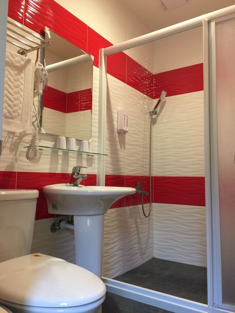 Shan Ming Show B&B