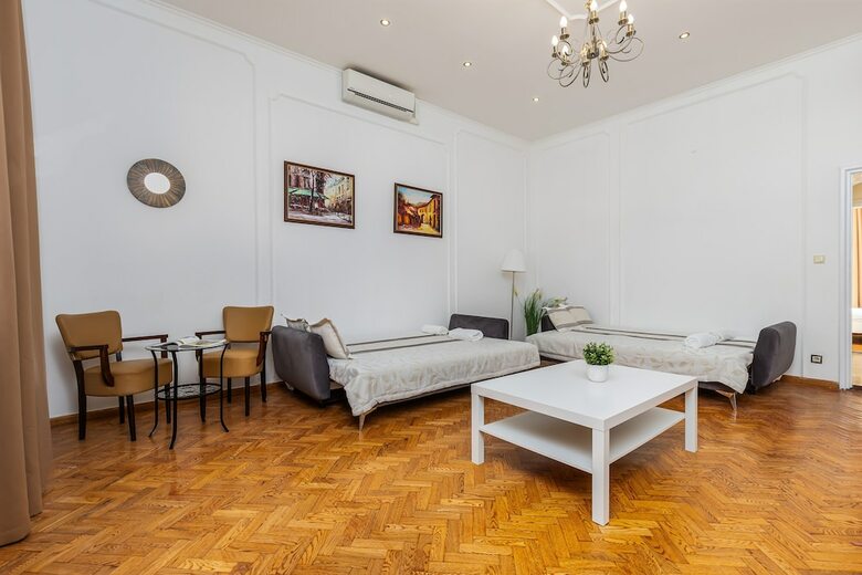 Real Apartments Andrassy