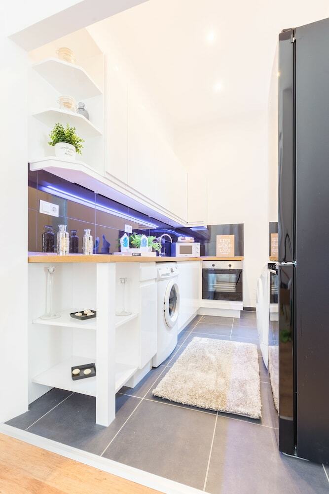 Real Apartments Zichy