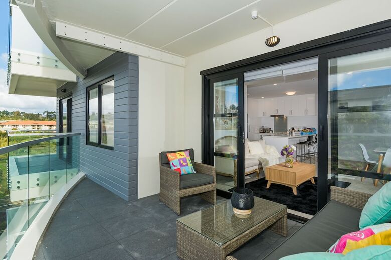 Albany Brand New Serviced Apartment