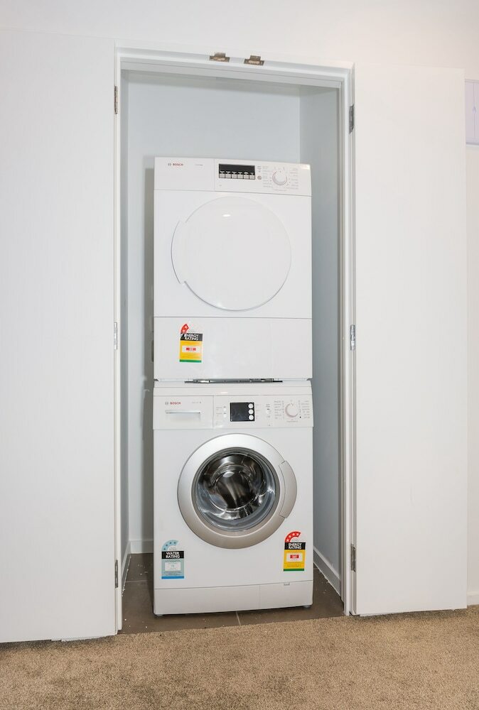 Albany Brand New Serviced Apartment
