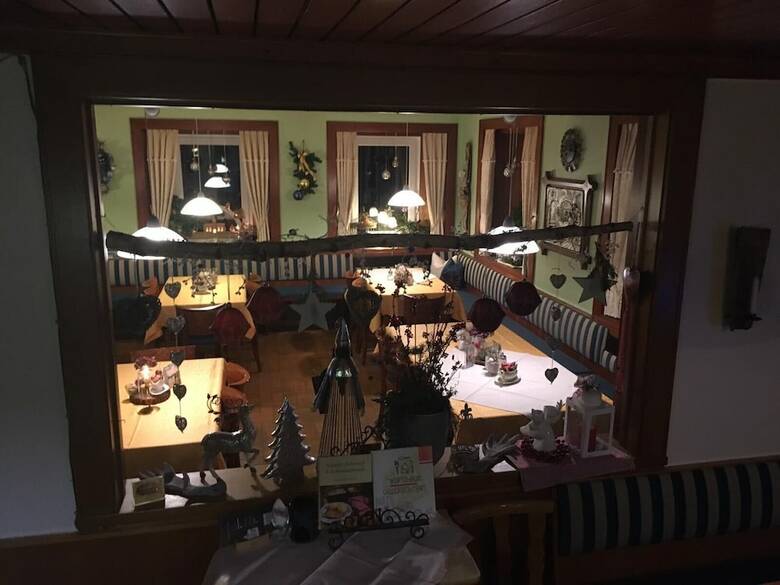 Hostal Gasthof Zum Waldstein