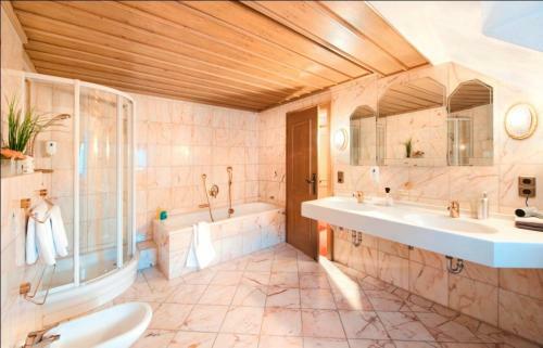 Hotel Gasthof Zum Wei�en Lamm