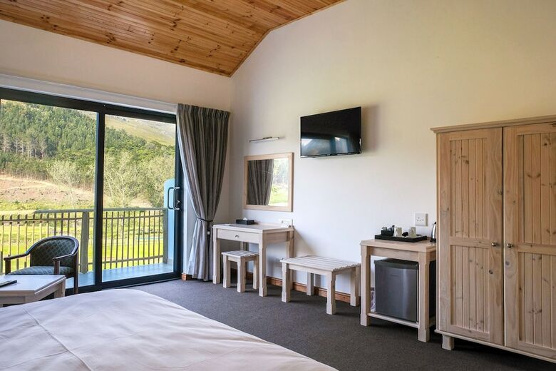 Houw Hoek Hotel