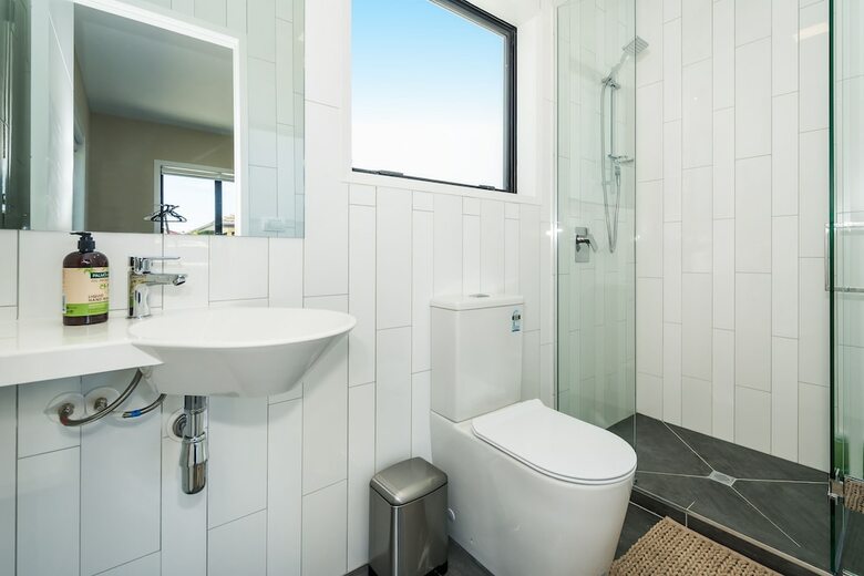 Unsworth Height New 3 Bedrooms Unit