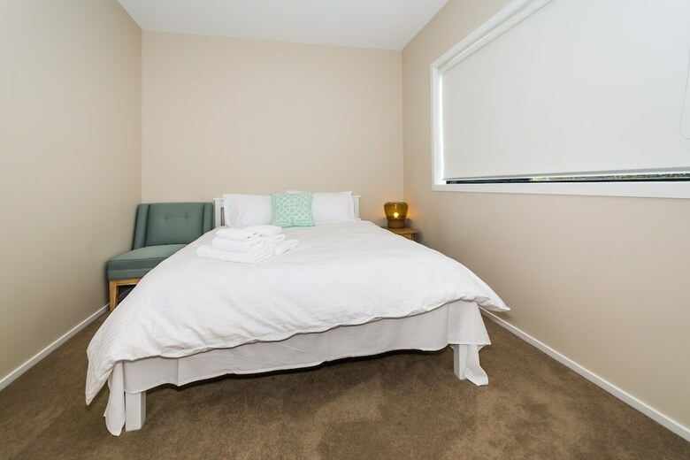Unsworth Height New 3 Bedrooms Unit