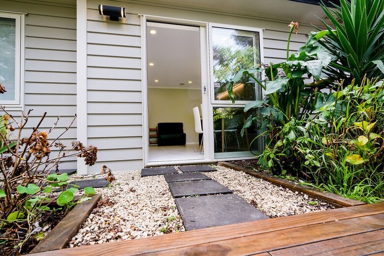 Albany Rosedale Modern 2 Bedroom Unit