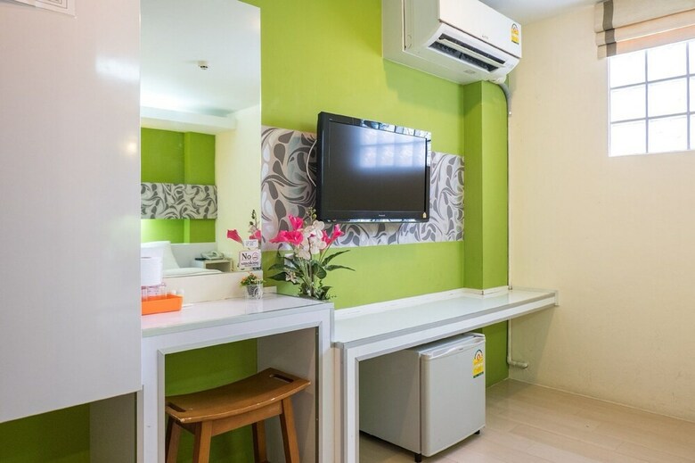 The Konnect Hotel