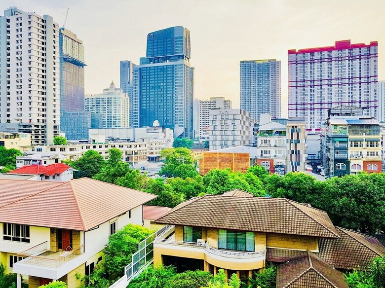 The Konnect Hotel