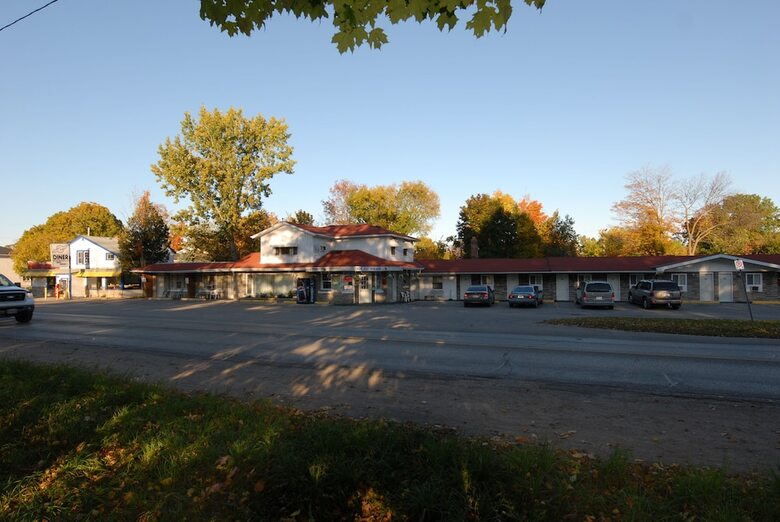 Motel Kings Inn - Orillia