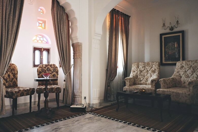 Talabgaon Castle - 80 Kms From Jaipur