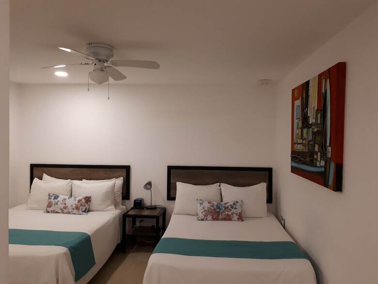Apartamentos Brisas 10 Beachside Suites