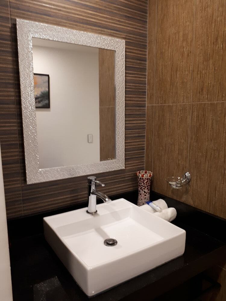 Apartamentos Brisas 10 Beachside Suites