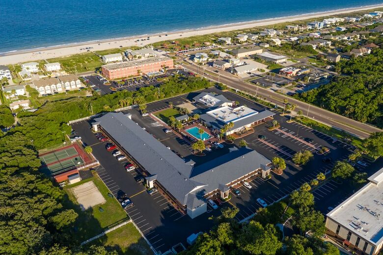 Ocean Coast Hotel At The Beach