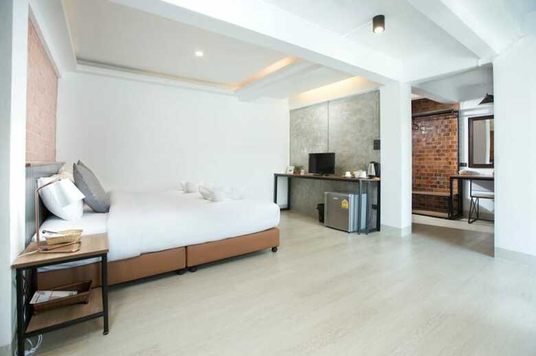 Hotel Old City Wall Inn