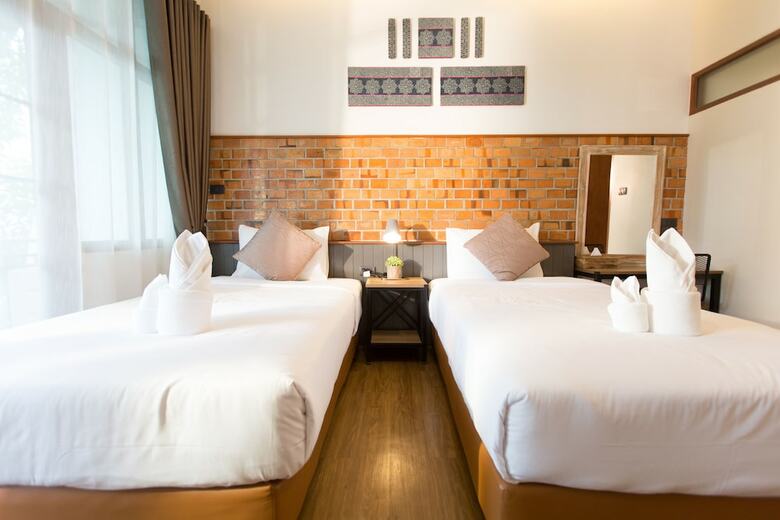 Hotel Old City Wall Inn