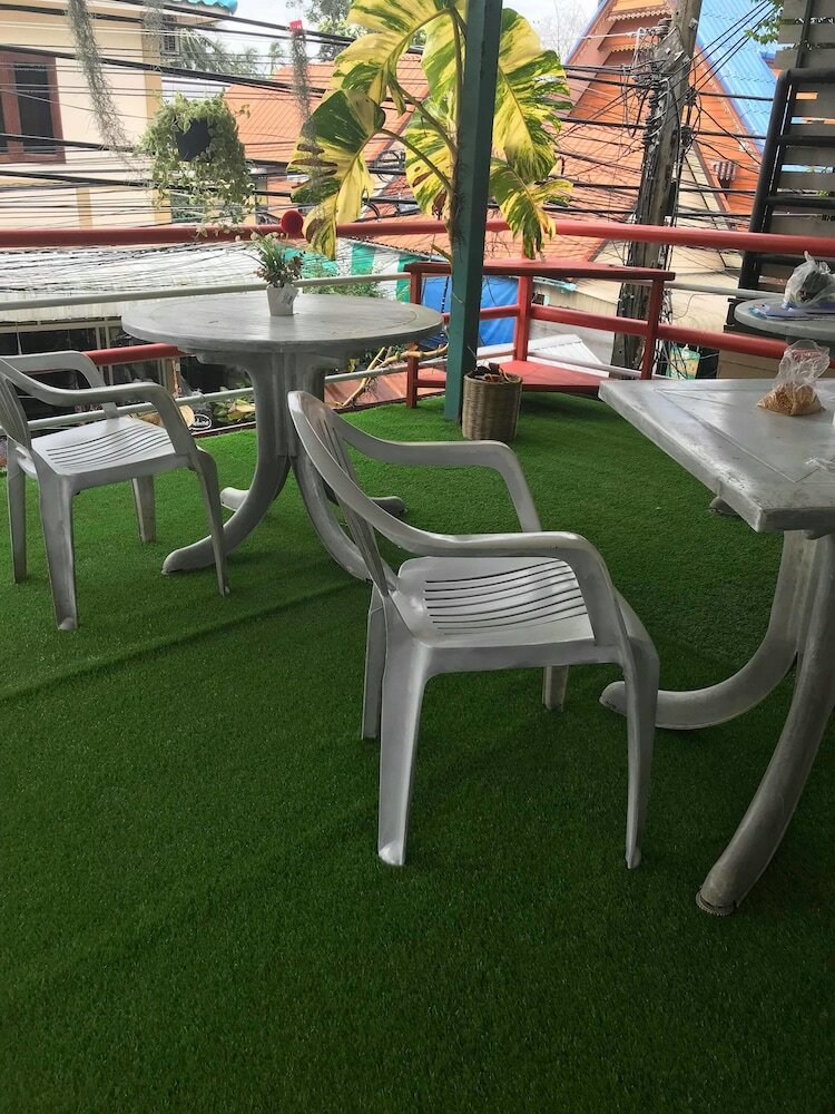 Hostal Cj Guesthouse
