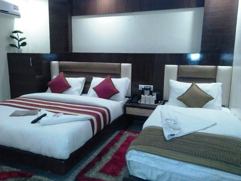 Hotel Shiv Dx