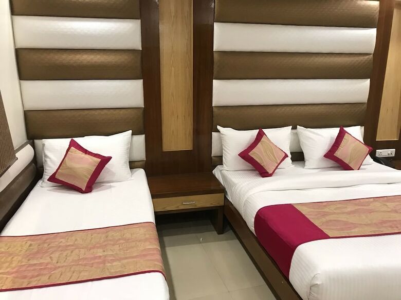 Hotel Shiv Dx
