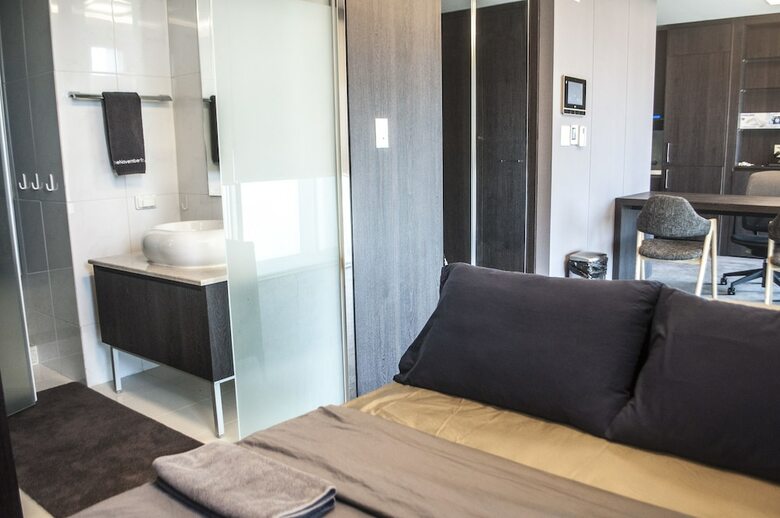 Canal Walk Aparthotel