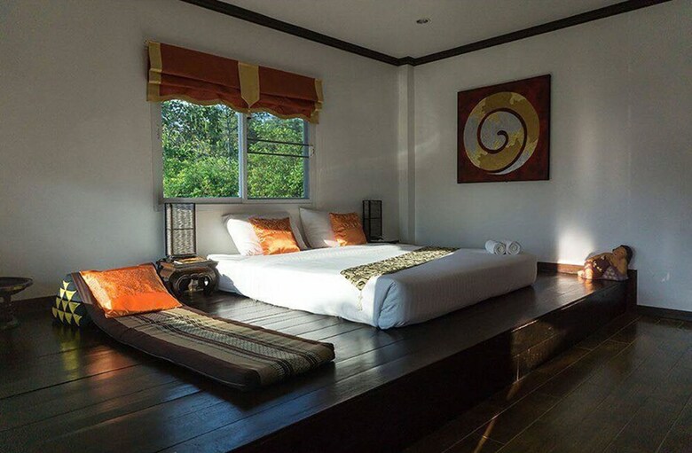 Hotel Keawanongburi Resort