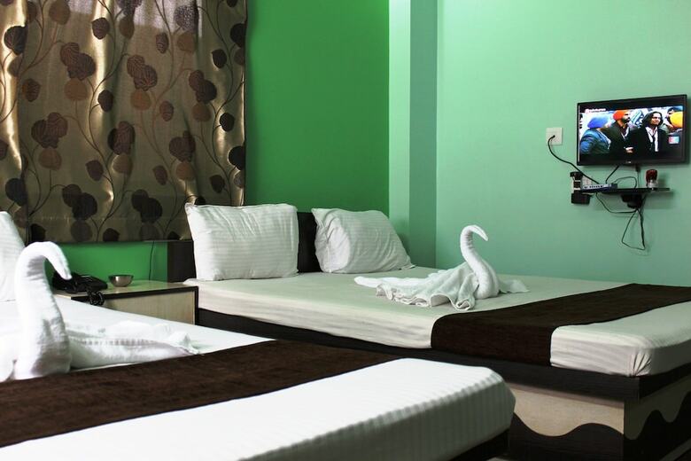 Hotel Debjyoti