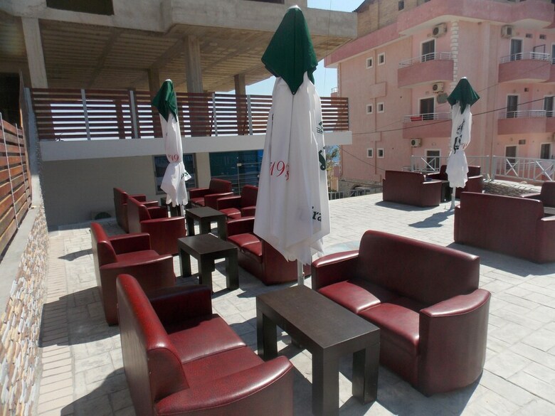 Hotel Oceanic Overview Suites