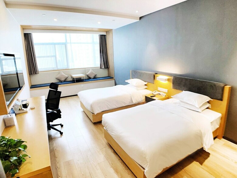 Hotel Holiday Inn Express Jinan Exhibition Center