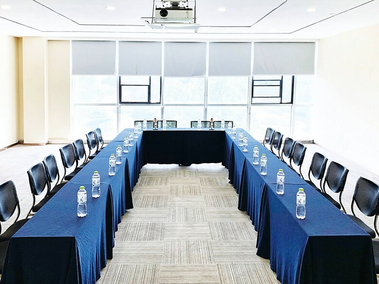 Hotel Holiday Inn Express Jinan Exhibition Center