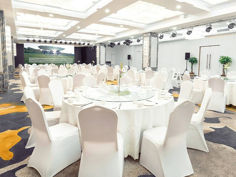 Hotel Holiday Inn Express Jinan Exhibition Center