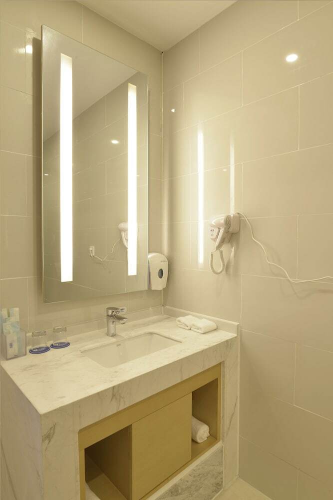 Hotel Holiday Inn Express Jinan Exhibition Center