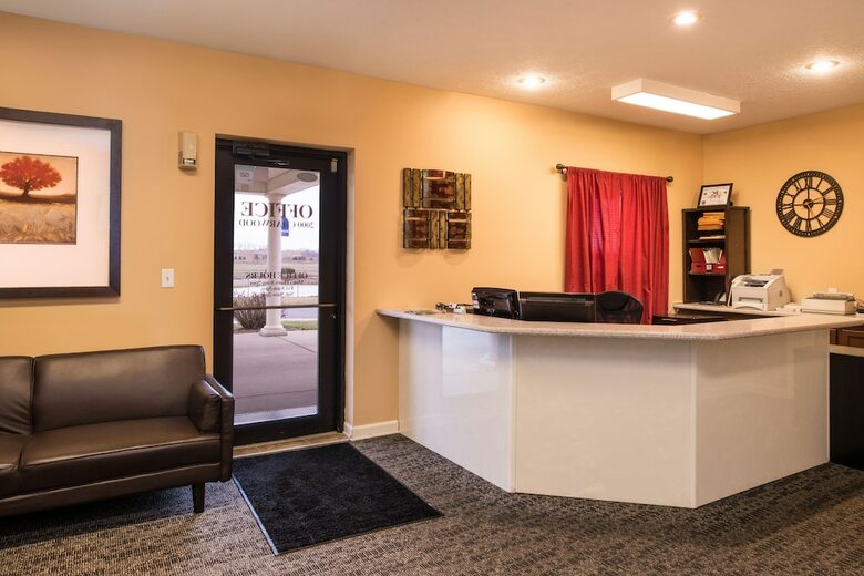 Hotel Charwood Suites
