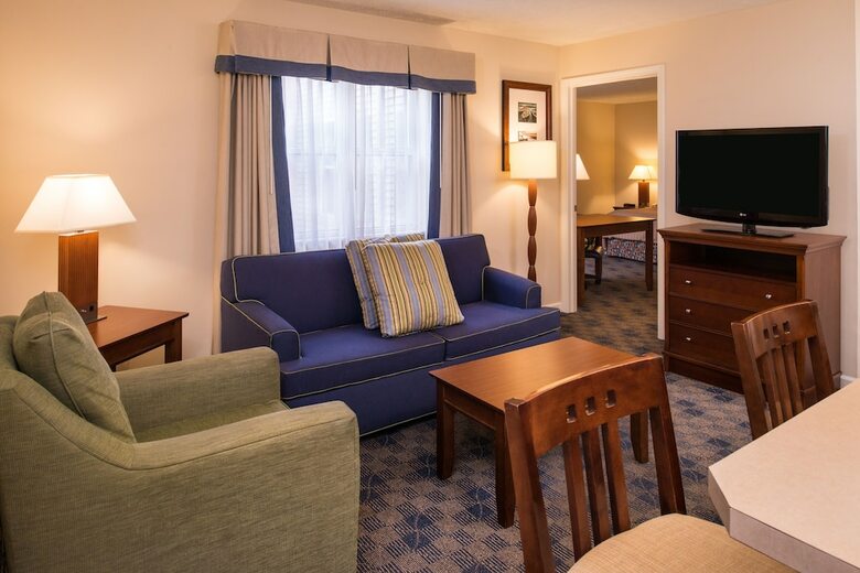 Hotel Charwood Suites