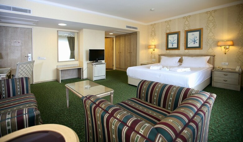 The Wings Hotels Neva Palas