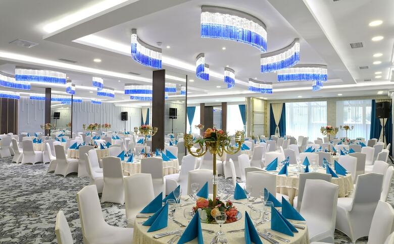 The Wings Hotels Neva Palas