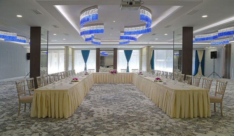 The Wings Hotels Neva Palas