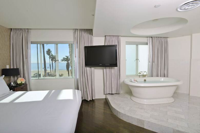 Hotel Shangri La Santa Monica