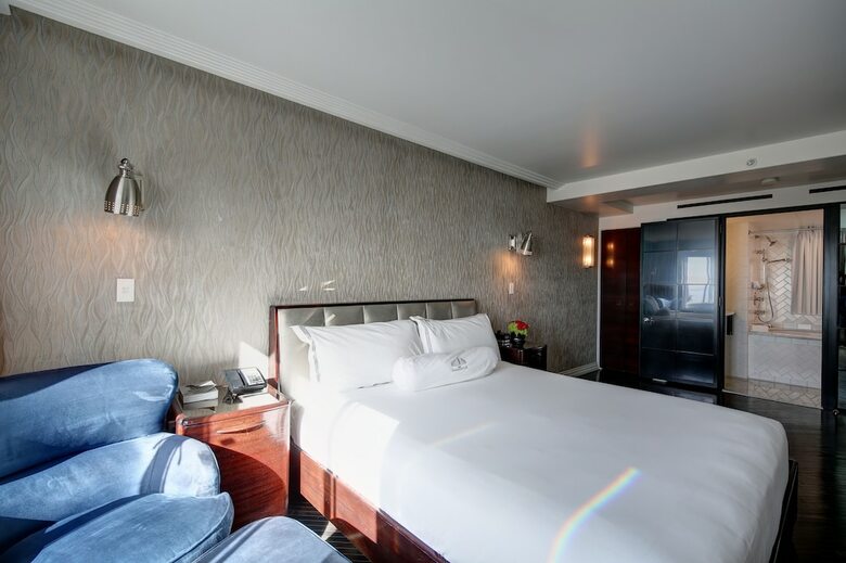Hotel Shangri La Santa Monica
