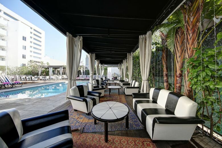 Hotel Shangri La Santa Monica