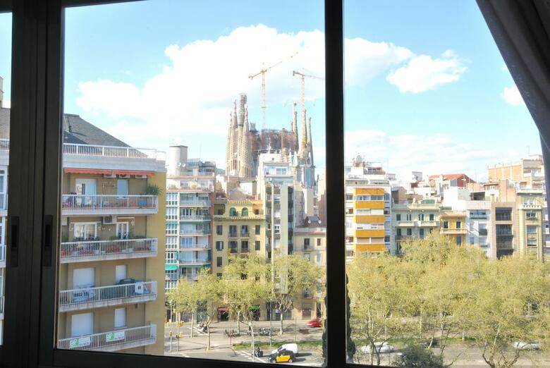 Apartamentos Arago Sdb