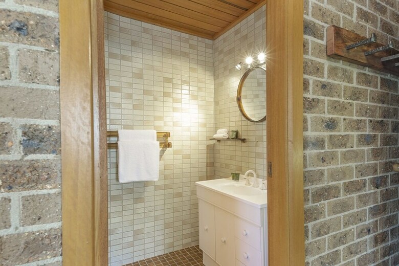 Bundilla 4- Townhouse With Free Wifi